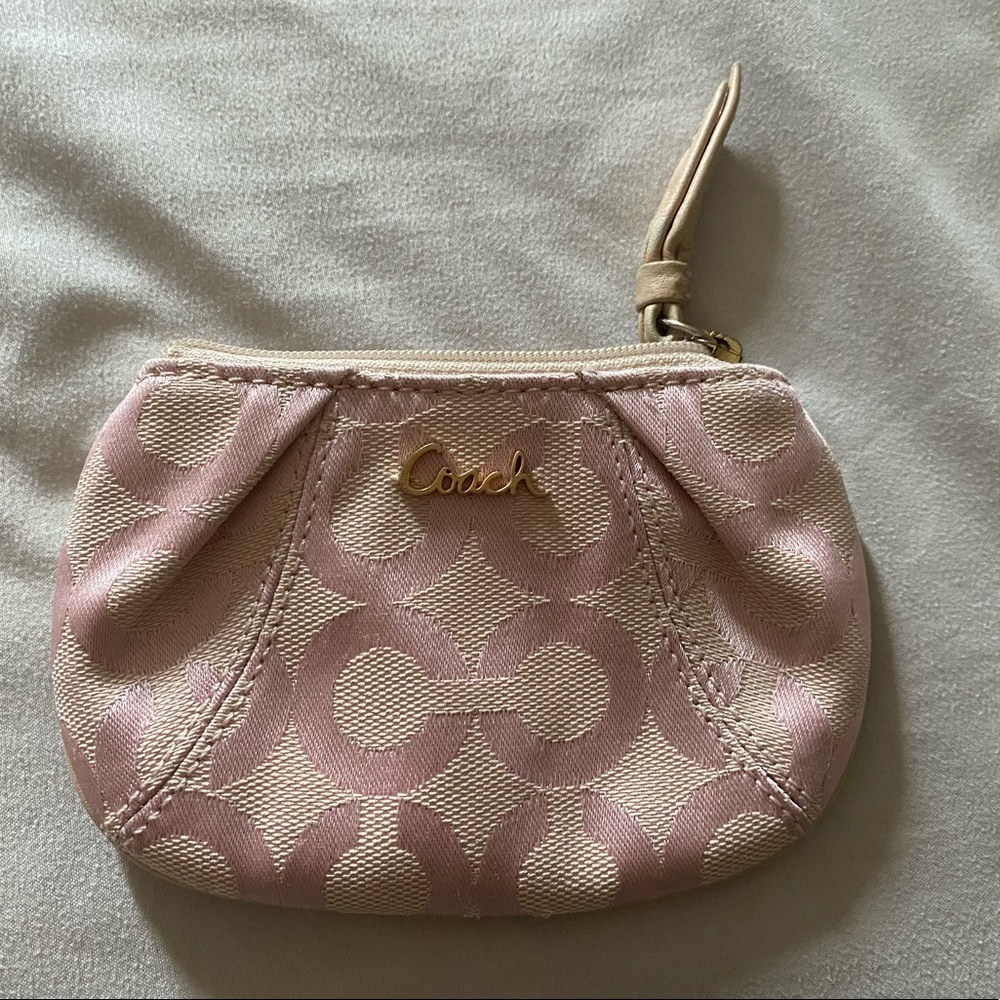 Excellent condition! No stain